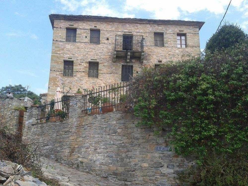 Archontiko Parisis Hotel Lafkos Exterior photo