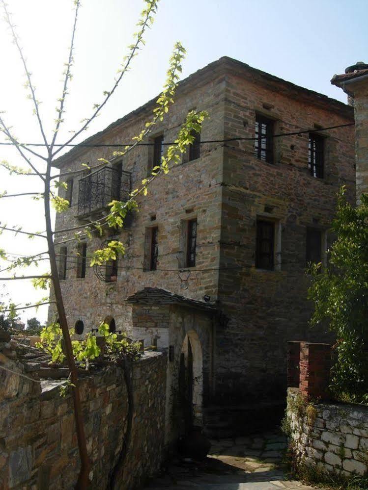 Archontiko Parisis Hotel Lafkos Exterior photo